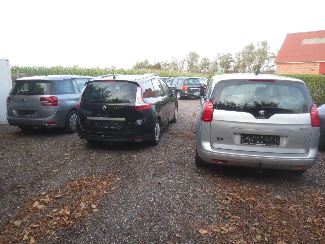 Billede 5 - 4 Stk 7 personers biler. 