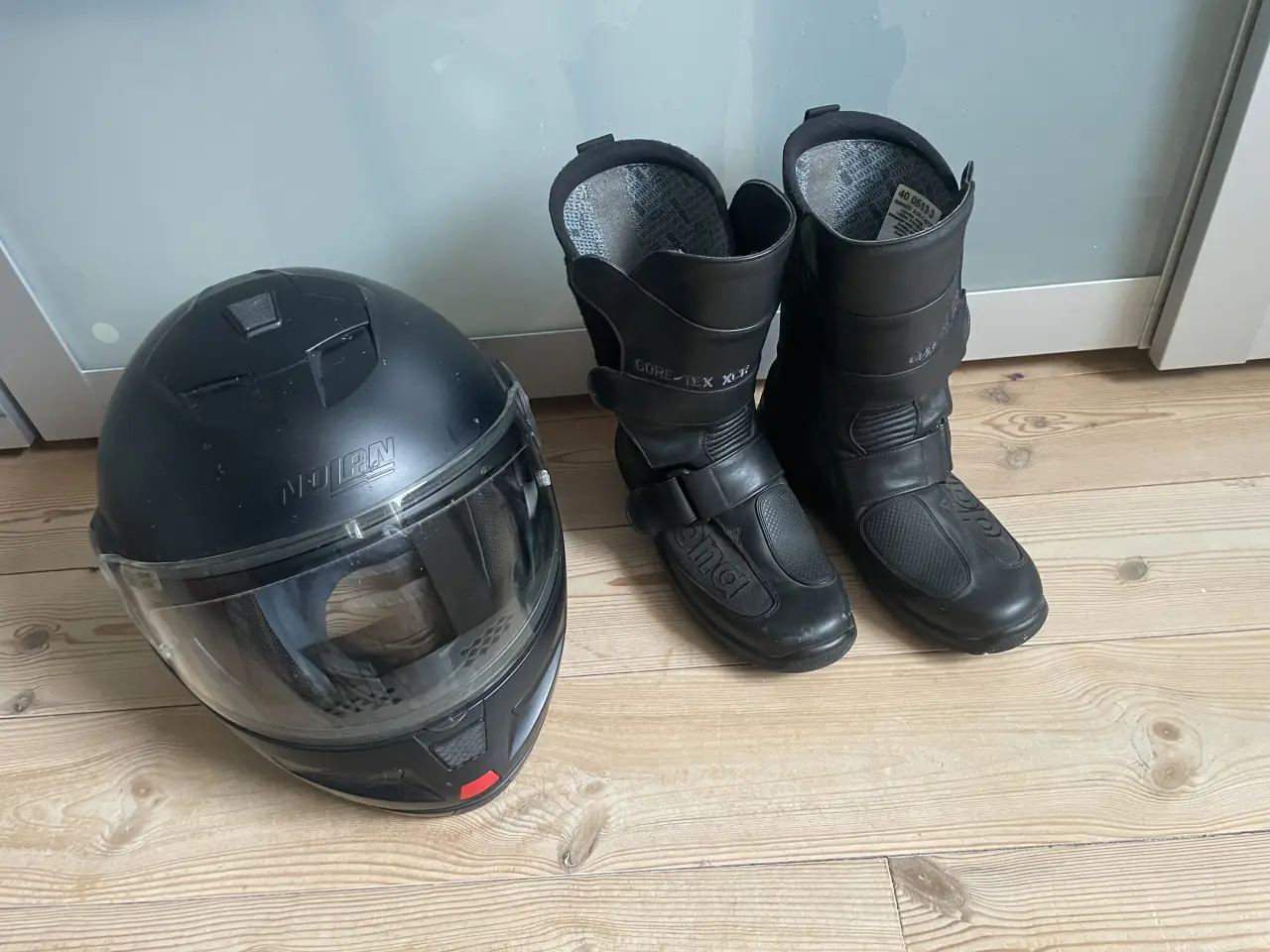 Billede 1 - Komplet motorcykeltøj i rigtig god stand