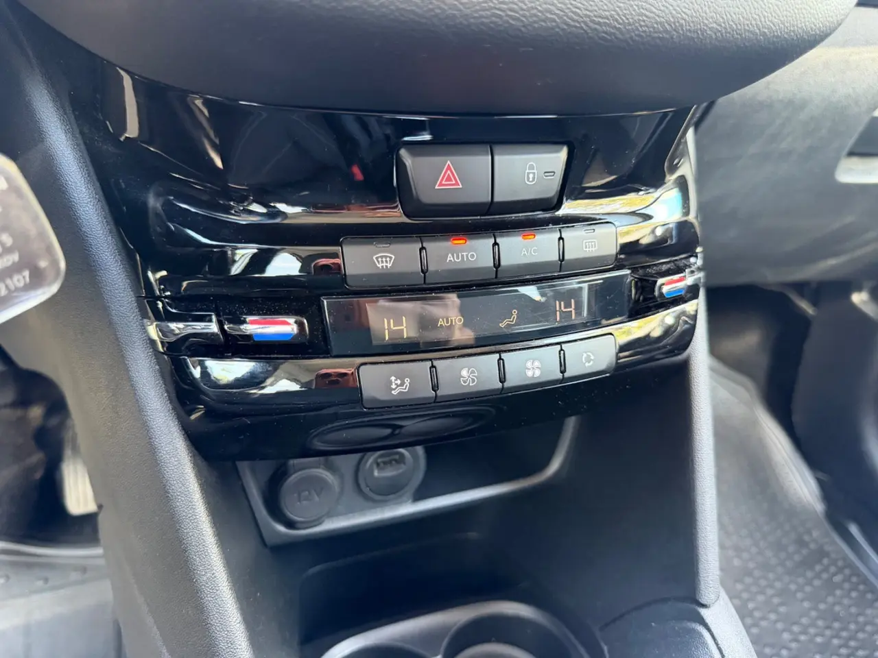 Billede 13 - Peugeot 208 1,5 BlueHDi 100 Prestige