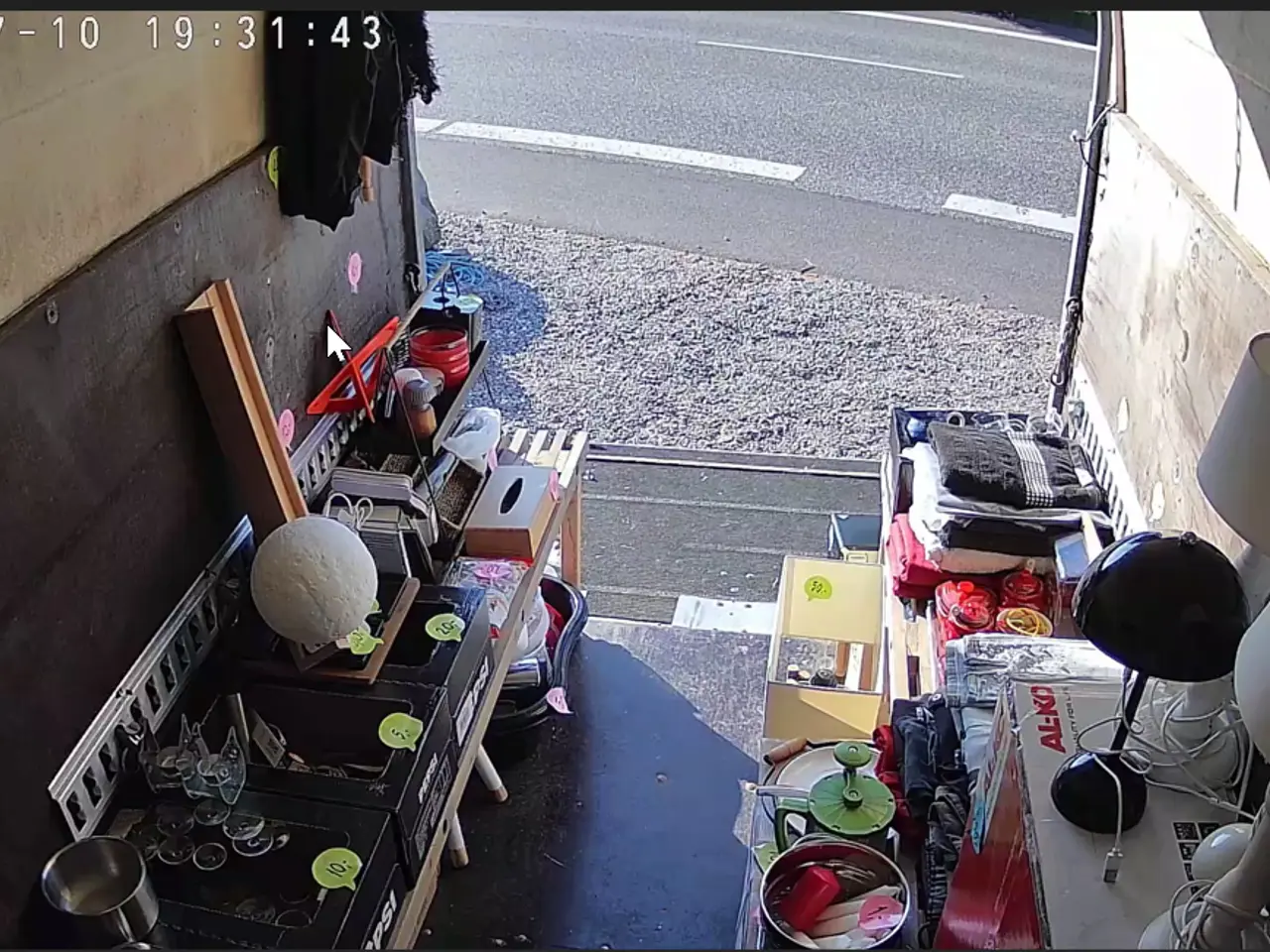 Billede 9 - Unik Cargo Trailer med lys, bænke og varme