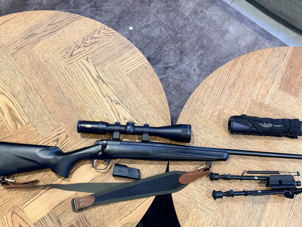Billede 4 - Browning X-Bolt .308 med lyddæmper og kikkert