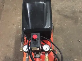 Kompressor 2 hk