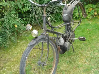 Mobylette med rulletræk købes