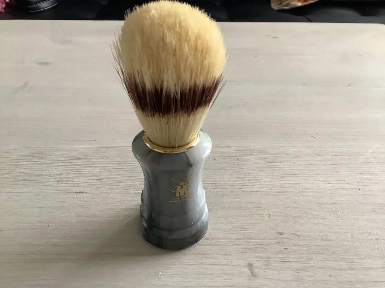 Billede 2 - Muhle barberkost med gråt håndtag