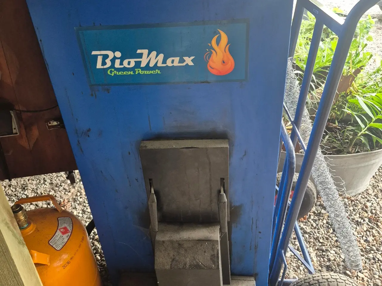 Billede 1 - Biomax træpillefyr
