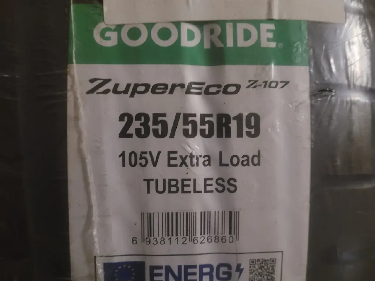 Billede 1 - 235 / 55 R 19