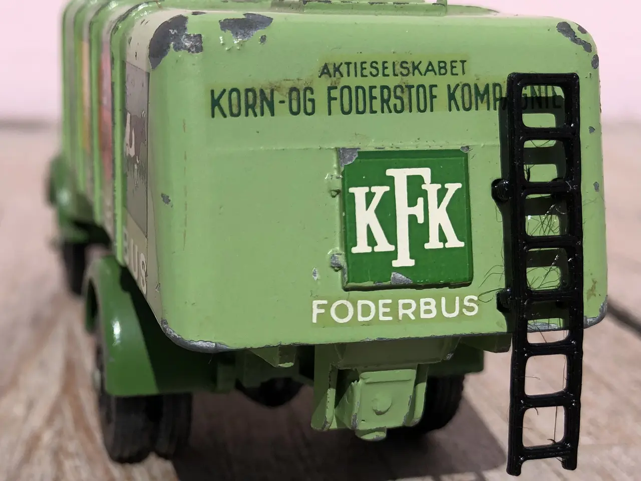Billede 4 - VILMER...MERCEDES BENZ KFK FODERBUS