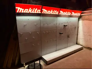 Makita