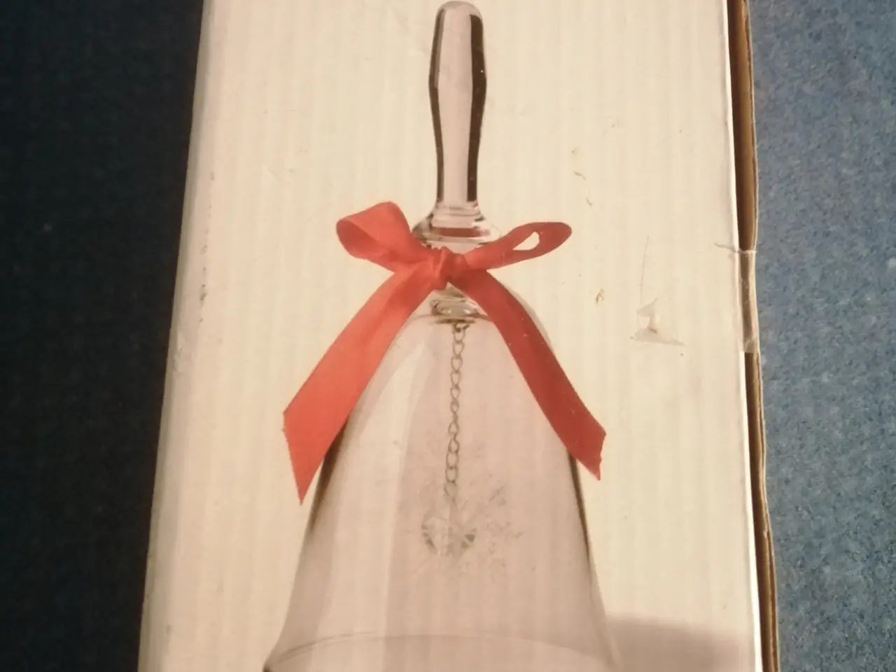 Billede 1 - Smuk Juleklokke I Glas