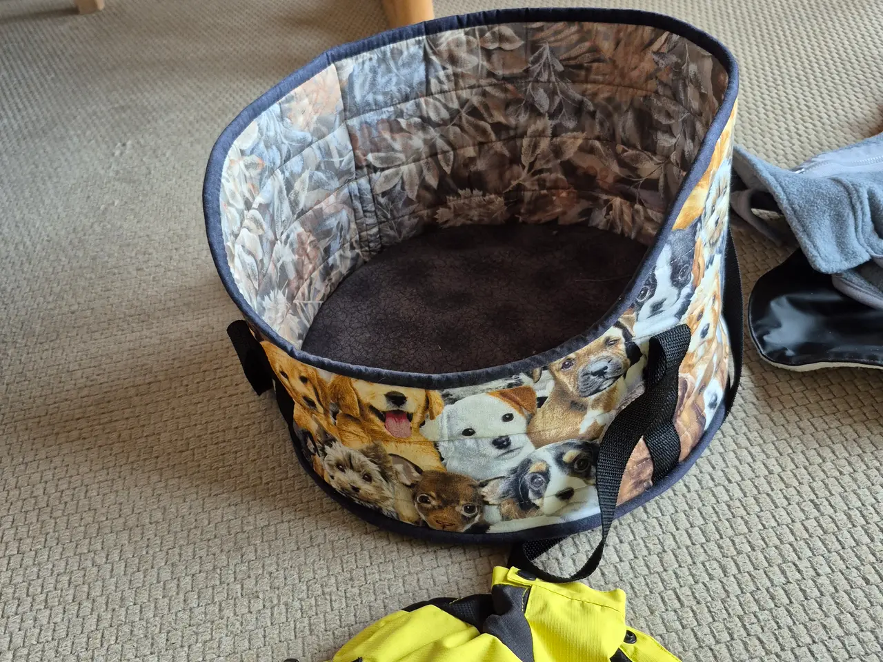 Billede 3 - Tilbehør til lille hund ca. 3-5 kg.