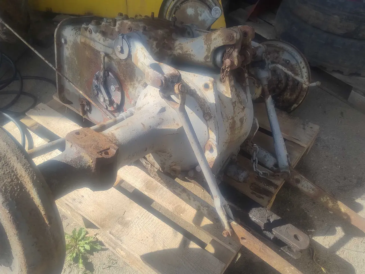 Billede 1 - Bagtøj fra Massey Ferguson 135