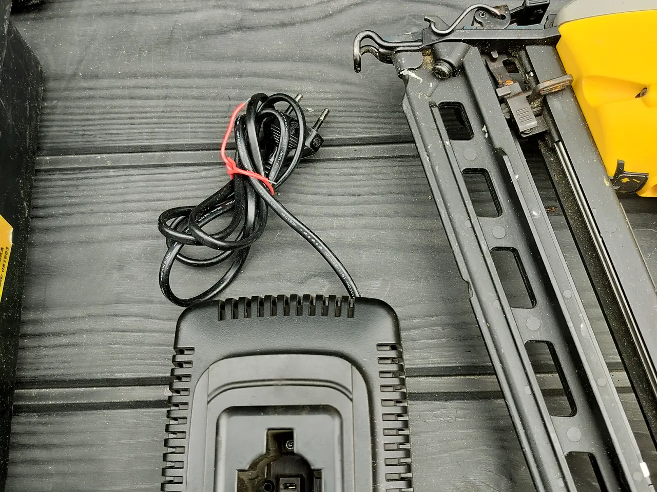 Billede 2 -  sømpistol Dewalt 