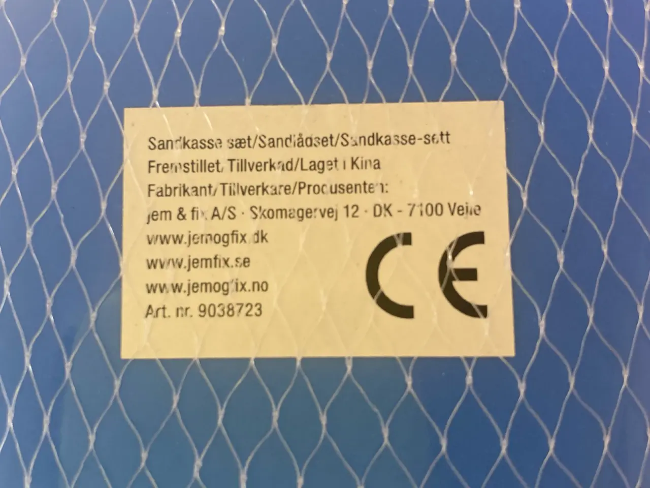 Billede 5 - Farverigt sæt strandlegetøj.