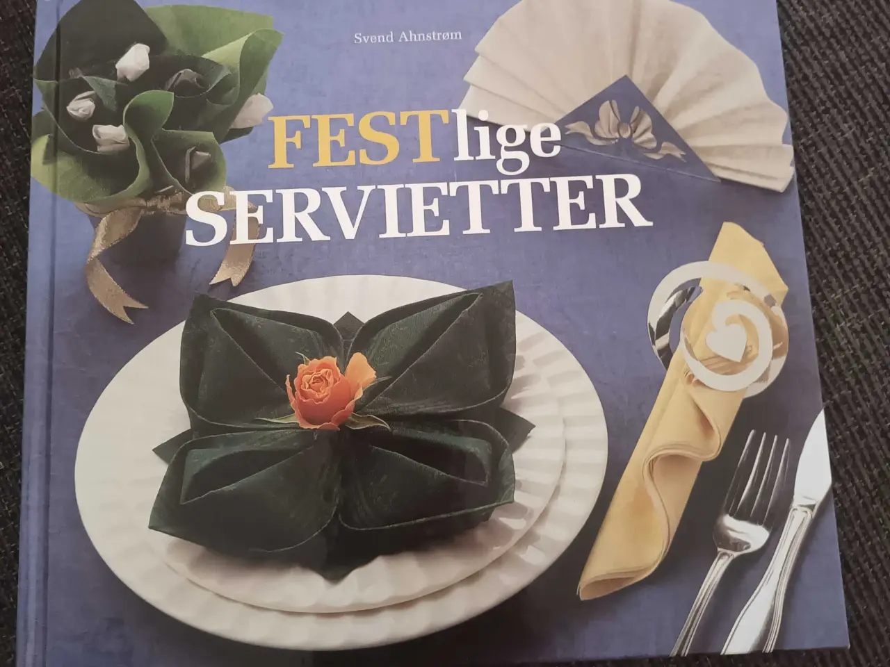 Billede 2 - Festlige Servietter