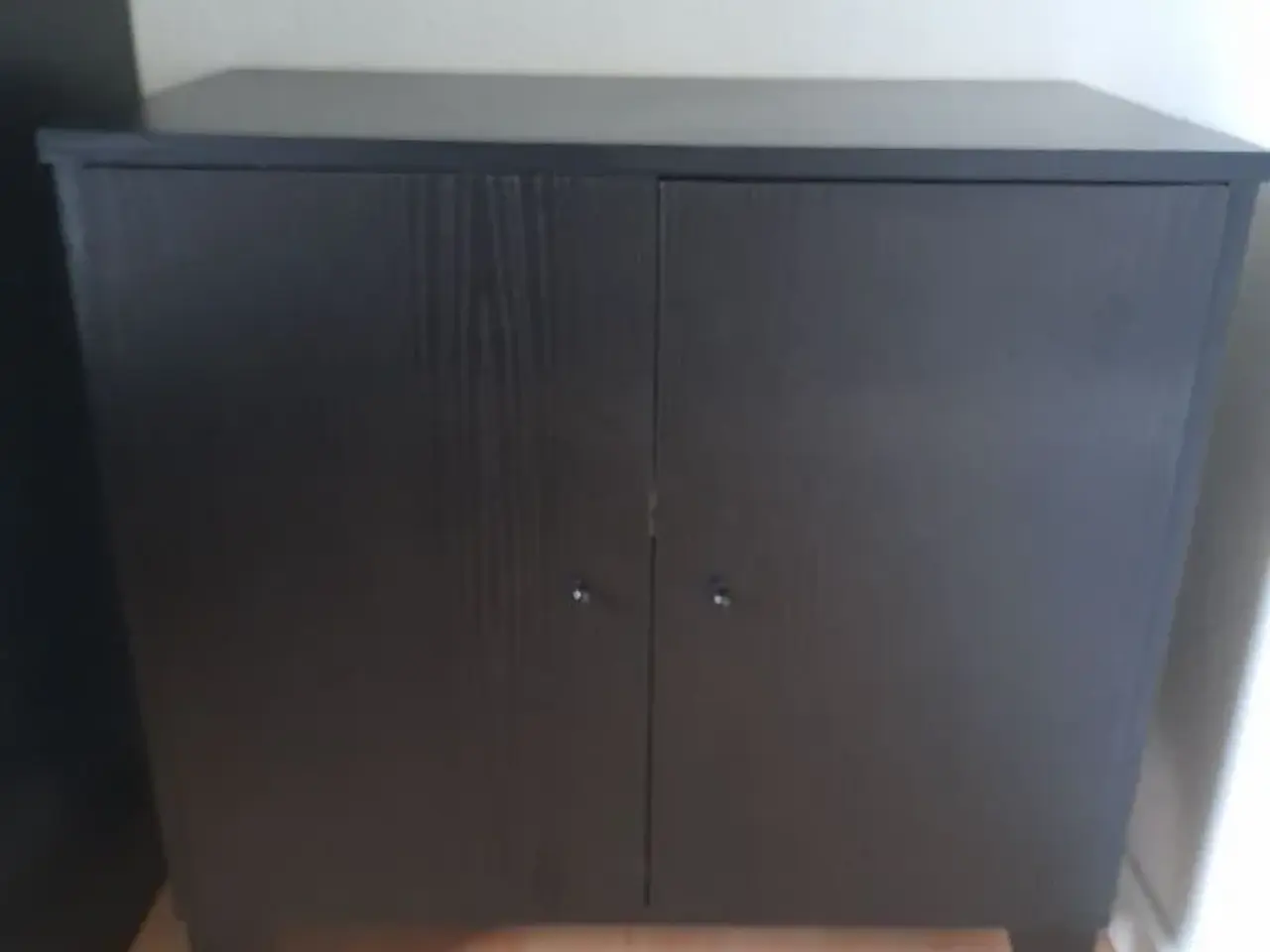 Billede 2 - Kommode med flote sort metal ben