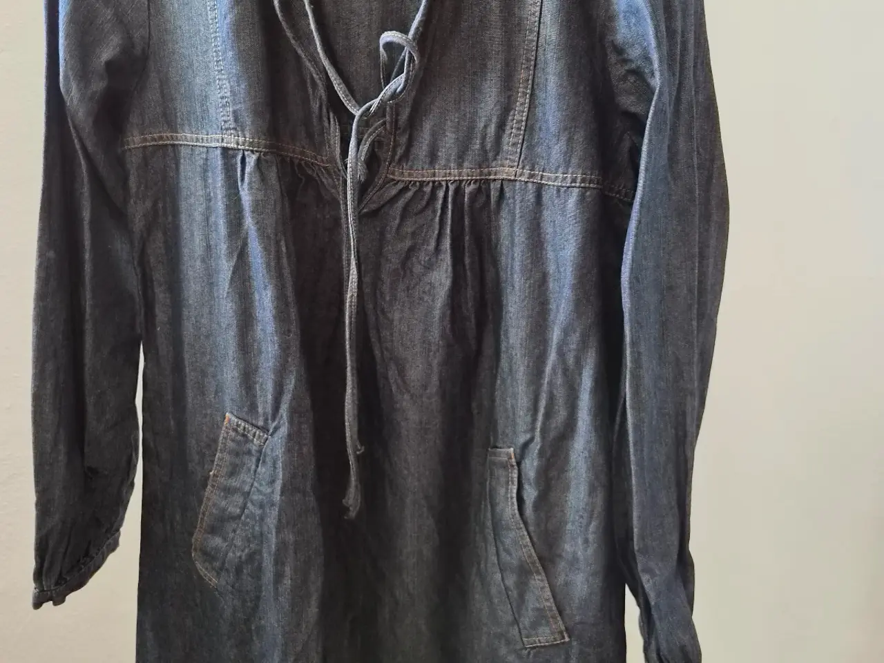 Billede 1 - Smart denim fra Baum und Pferdgartrn str. 38