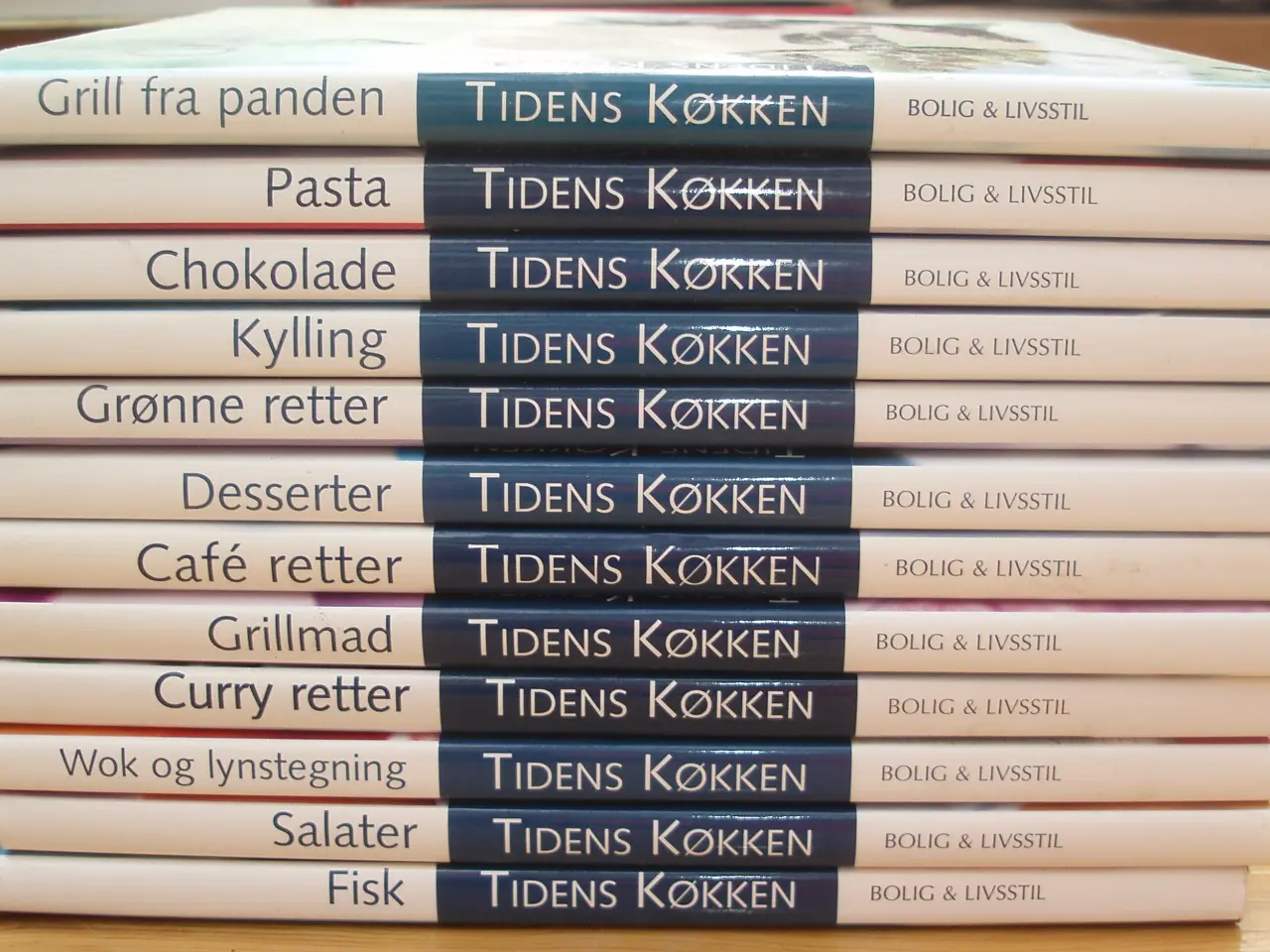 Billede 1 - Tidens Køkken redigeret af Jan Friis-Mikkelsen