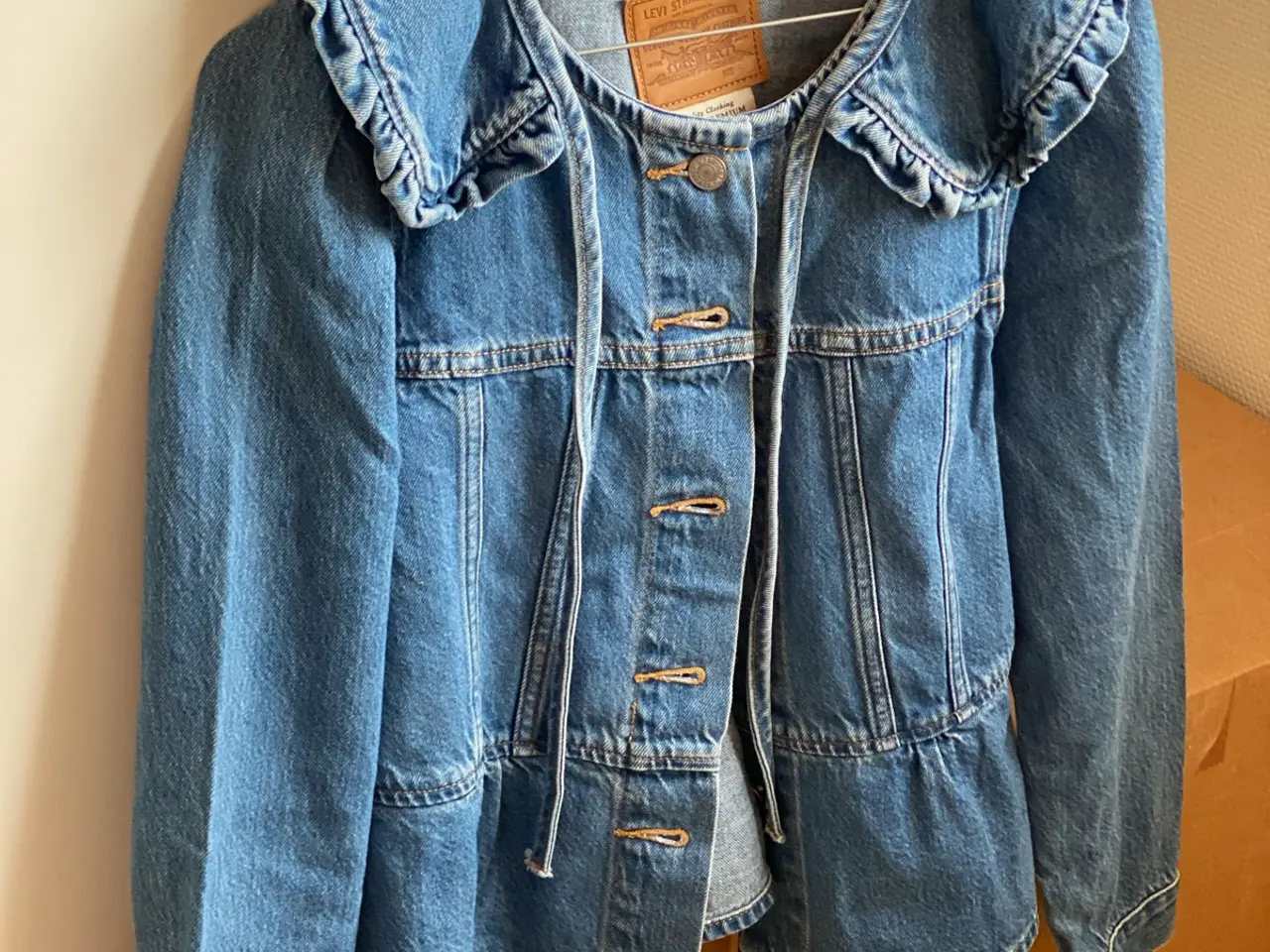 Billede 1 - Levi’s second hand Cowboyjakker - light-blue denim