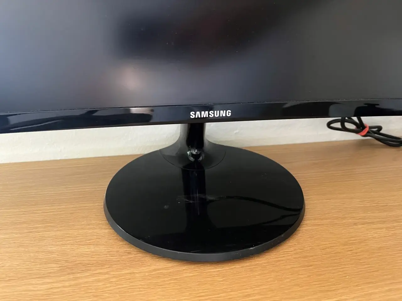 Billede 2 - Samsung curved skærm 24" sort