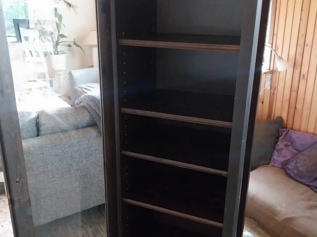 Billede 3 - Brunt vitrine skab / barskab?