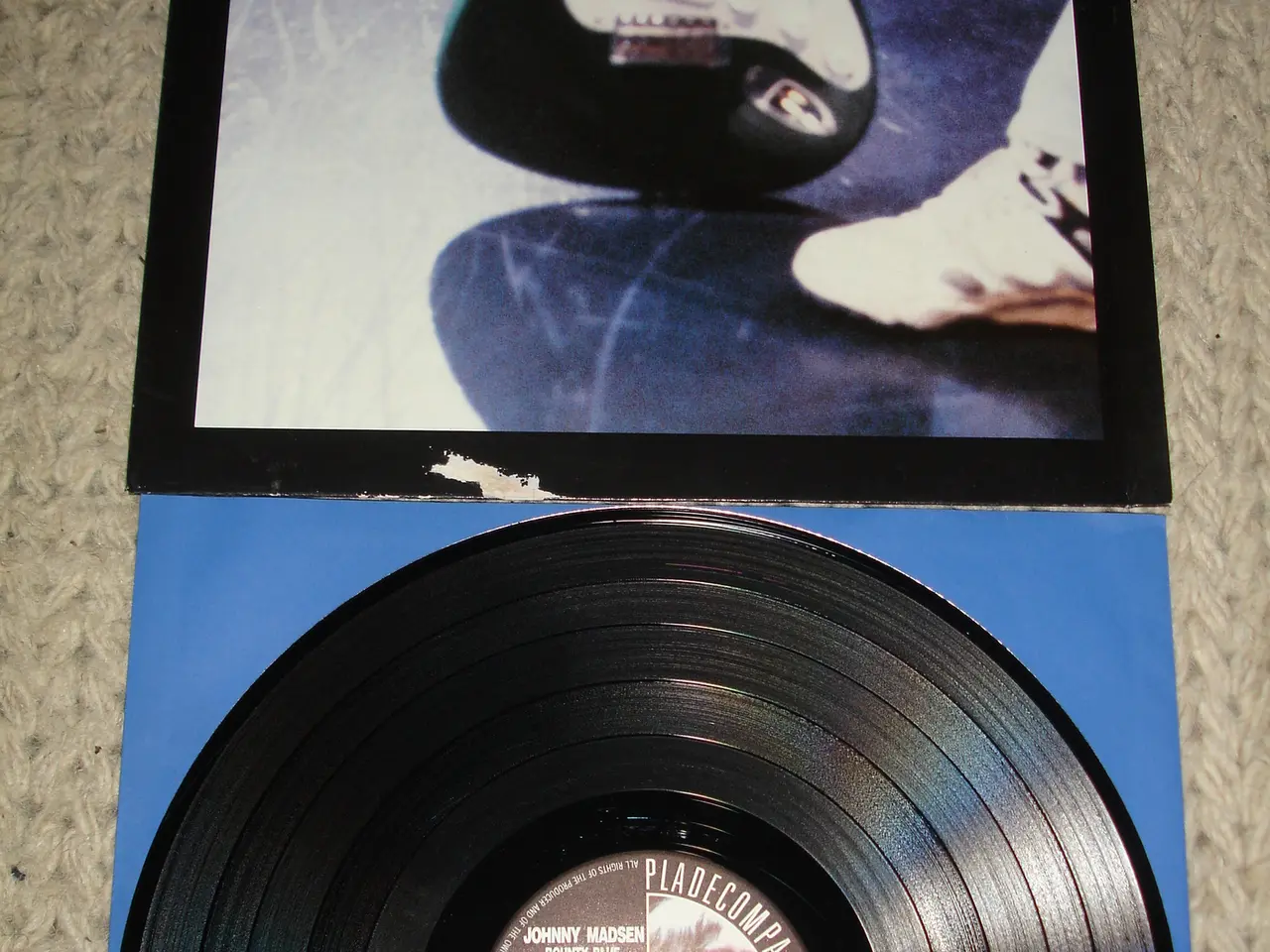 Billede 1 - (Sender gerne) Johnny Madsen – Bounty Blue