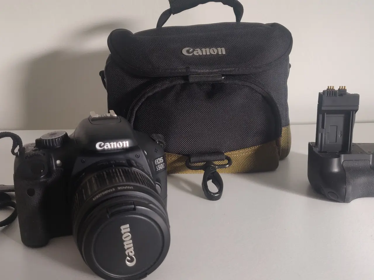 Billede 1 - Canon 550D Meget lidt brugt