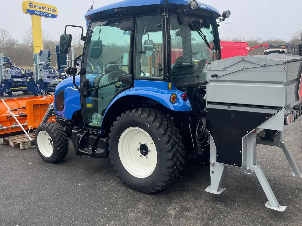 Billede 4 - New Holland BOOMER 40 HST Inkl. Vinterpakke