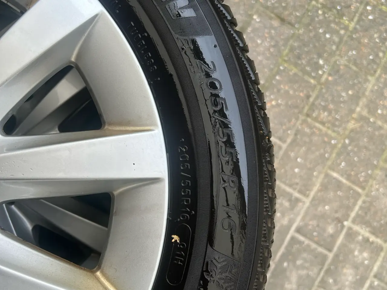 Billede 2 - Mercedes fælge med gode dæk