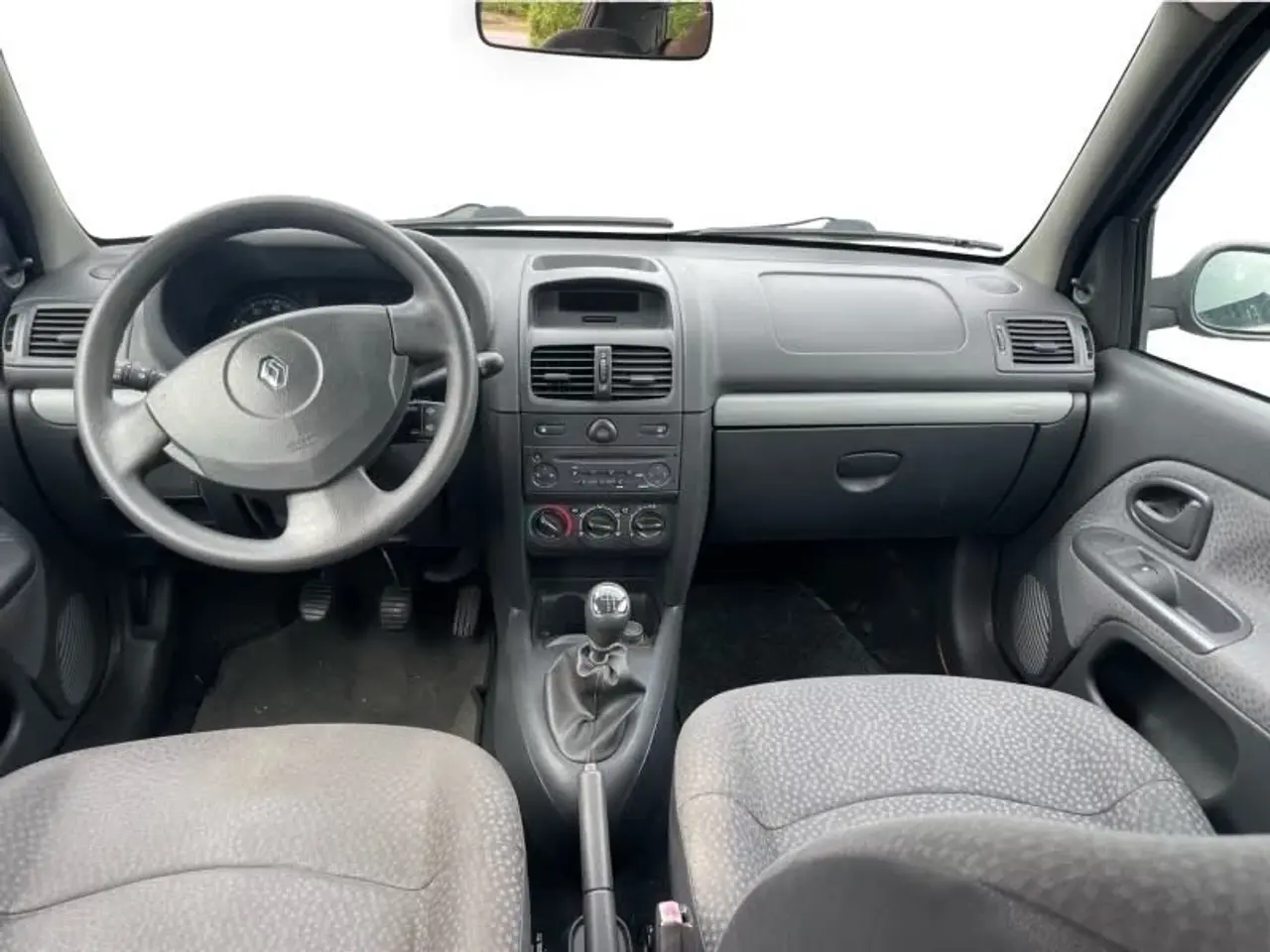 Billede 12 - Renault Clio II 1,2 8V Storia