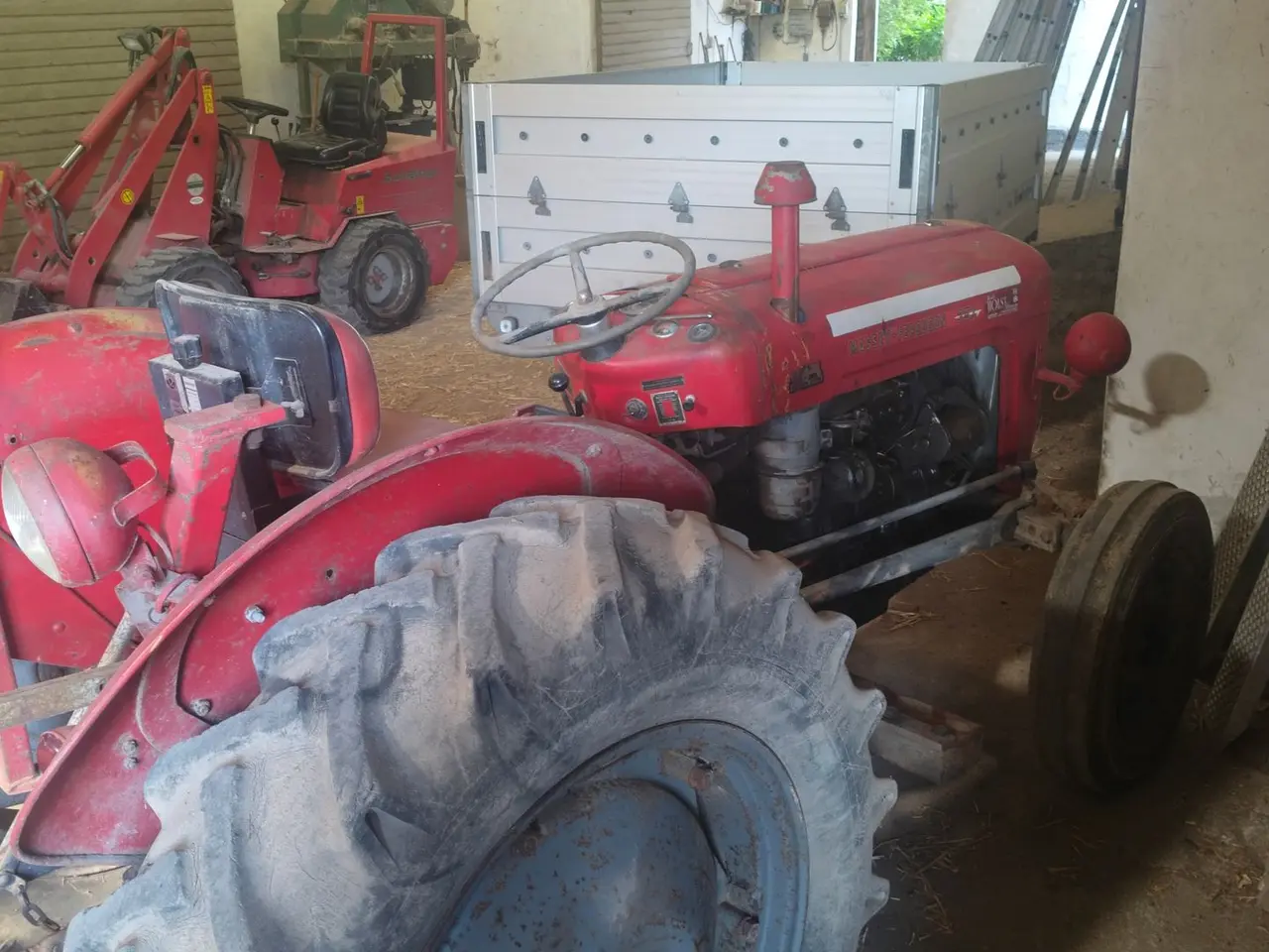 Billede 2 - Massey Ferguson 35 X med førerhus (Sælges momsfri)