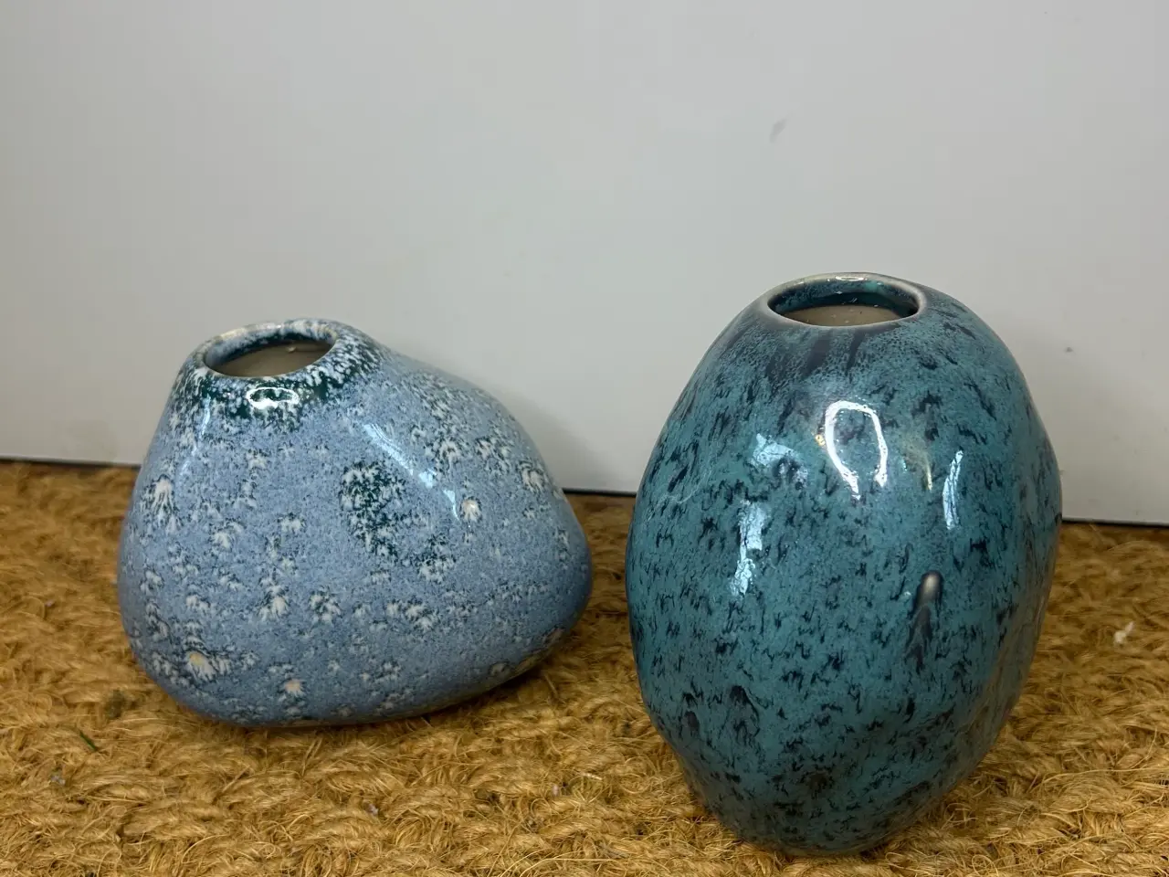 Billede 2 - 2 moonstone earthenware vaser
