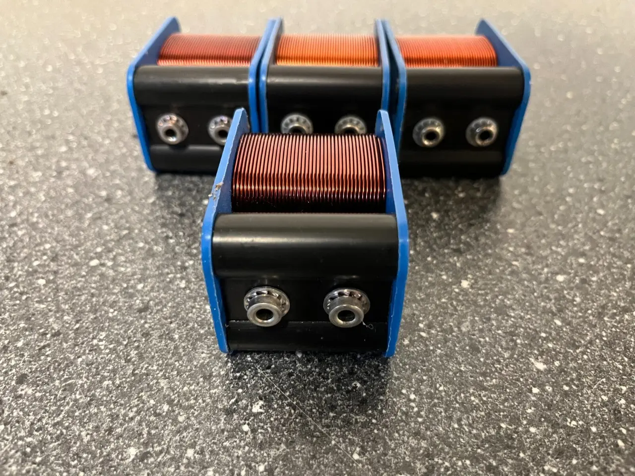 Billede 5 - parti of 4 Vintage 200 Current Transformers Blue