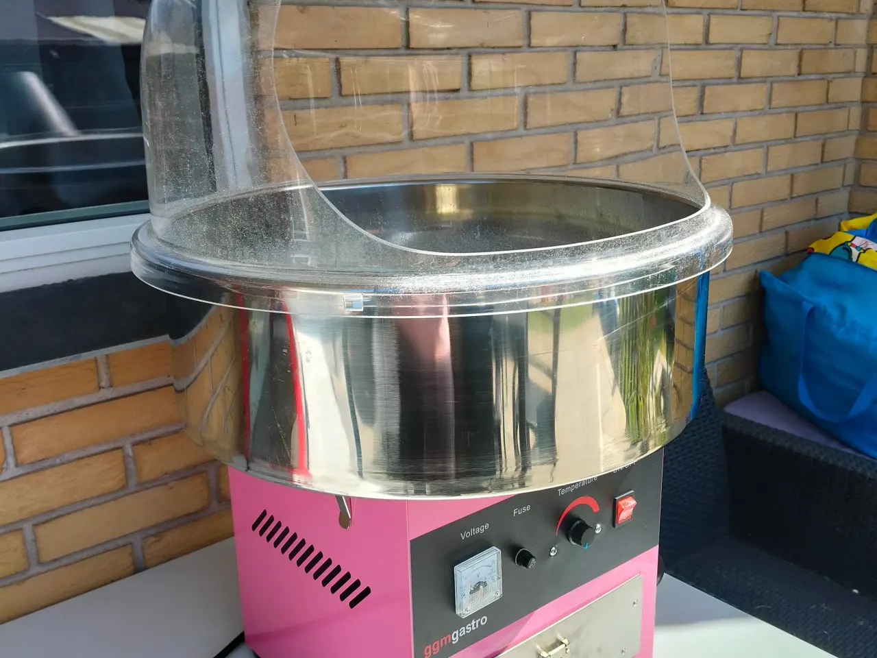 Billede 2 - UDLEJES - Professional candyfloss maskine