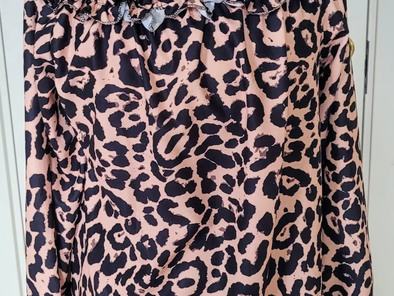 Billede 2 - Feminin bluse Jessy & K