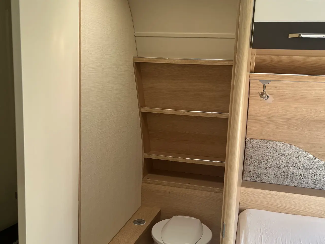 Billede 5 - Hymer Eriba Living 485 campingvogn, 2019 SE VIDEO