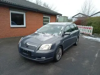 Toyota Avensis Station 2,0 Benzin