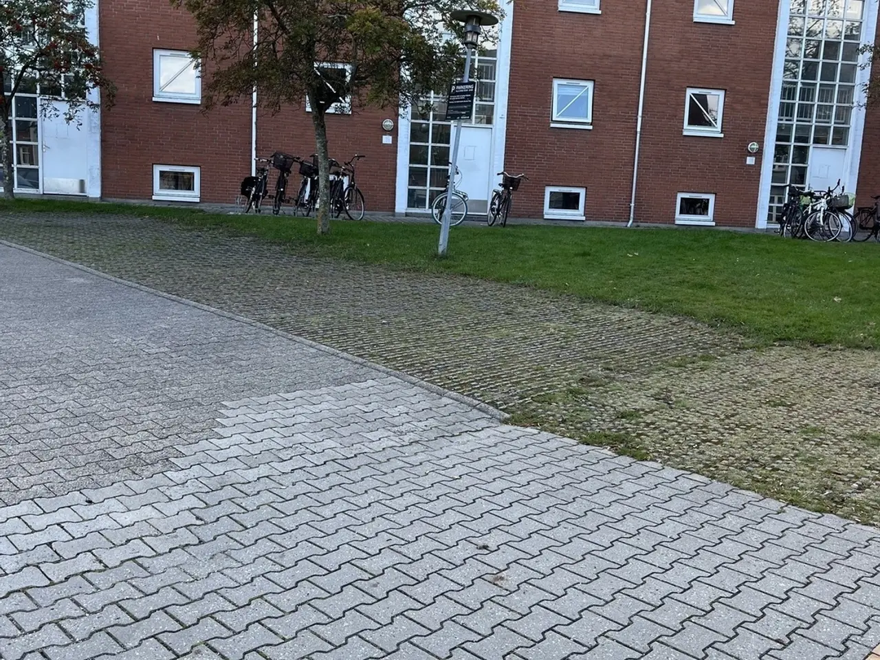 Billede 3 - Parkeringsplads til leje - Nyborgvej 1