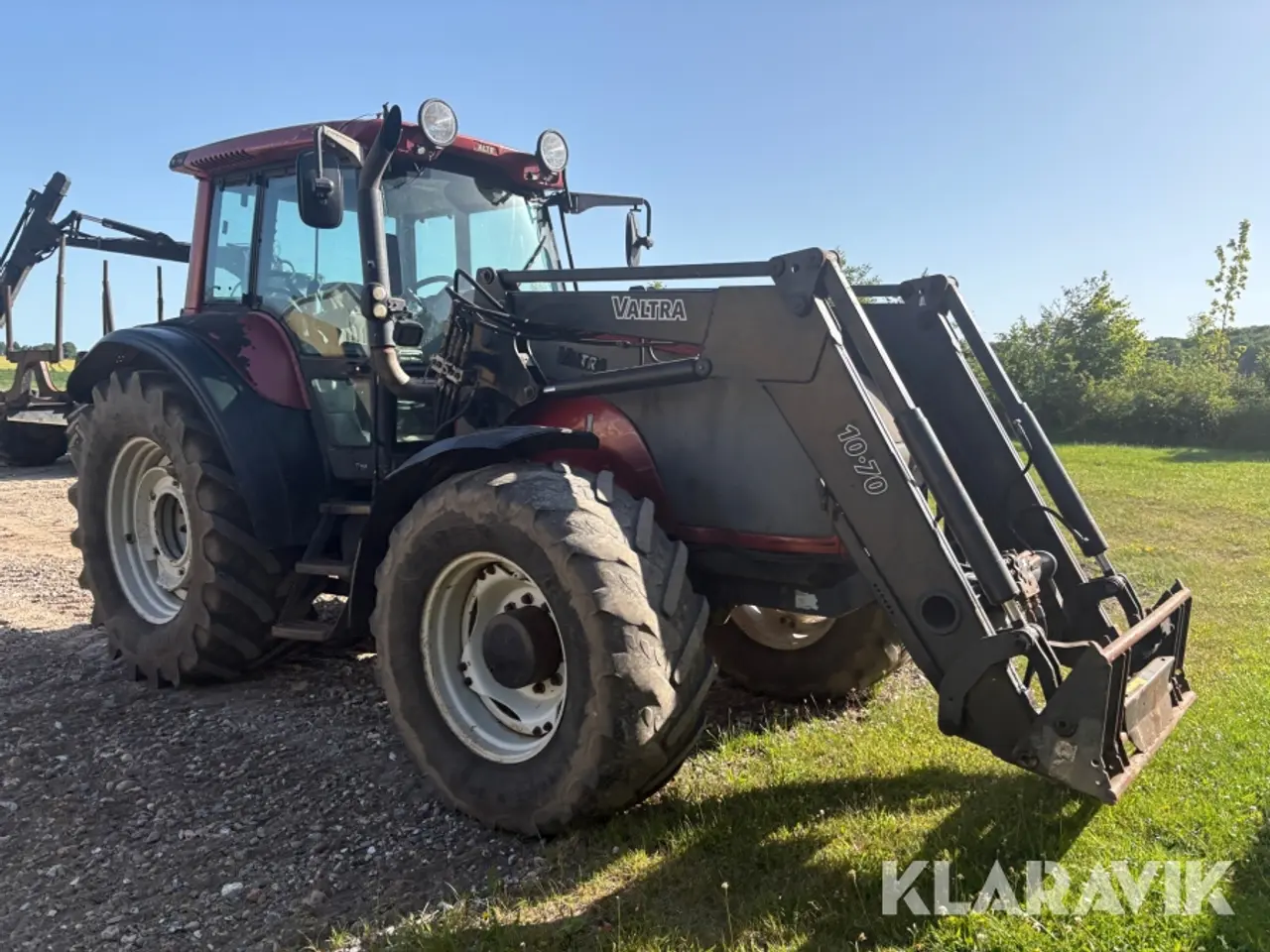 Billede 3 - Traktor Valtra T150 med frontlæsser
