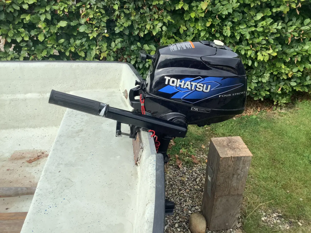 Billede 1 - Jolle 12 fods med 3,5 hk.4takt motor
