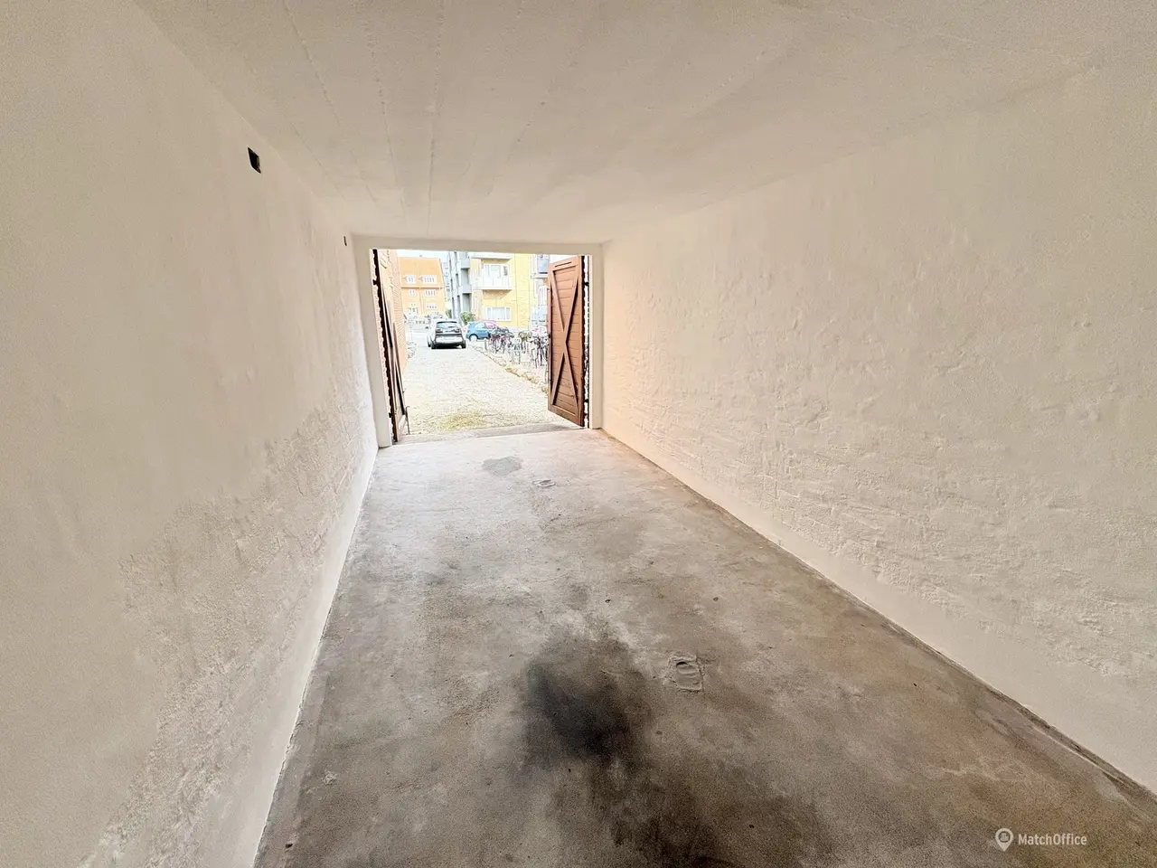 Billede 3 - Garage til leje på Thuresensgade 11