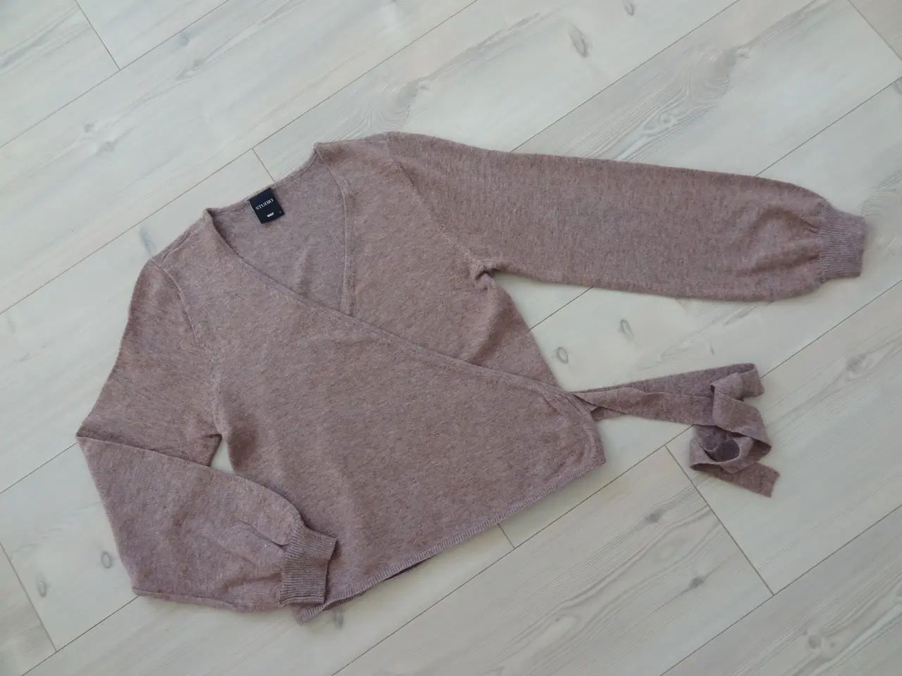 Billede 3 - Bluse, Sweater, Cardigan, Slåombluse, str. 36, 
