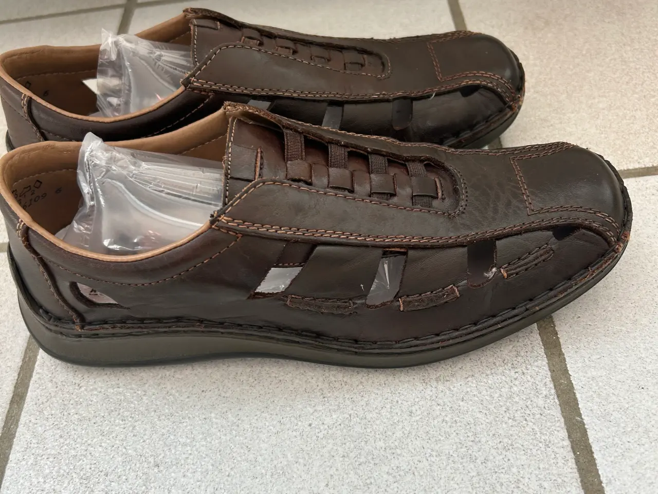 Billede 3 - Næsten ny Rieker sneakers str.41