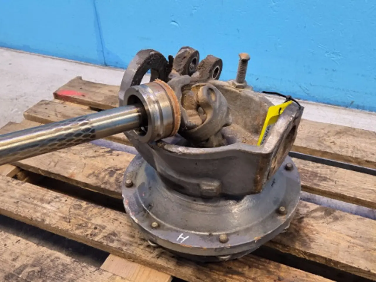 Billede 8 - New Holland TM125 Hjulnav R. 5179277