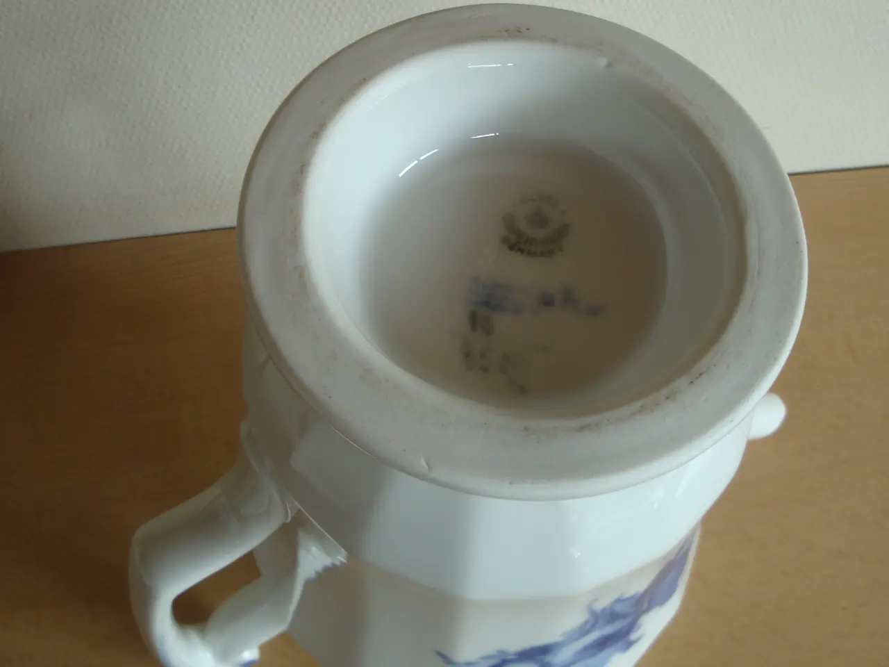 Billede 3 - Vase/Kaffekande Blå blomst - sender gerne