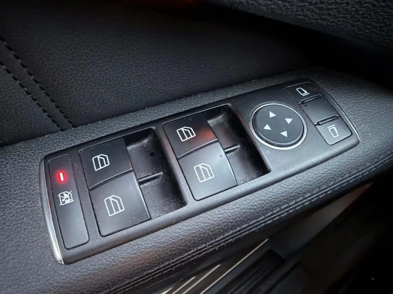 Billede 15 - Mercedes E200 2,2 CDi Avantgarde stc. aut. BE