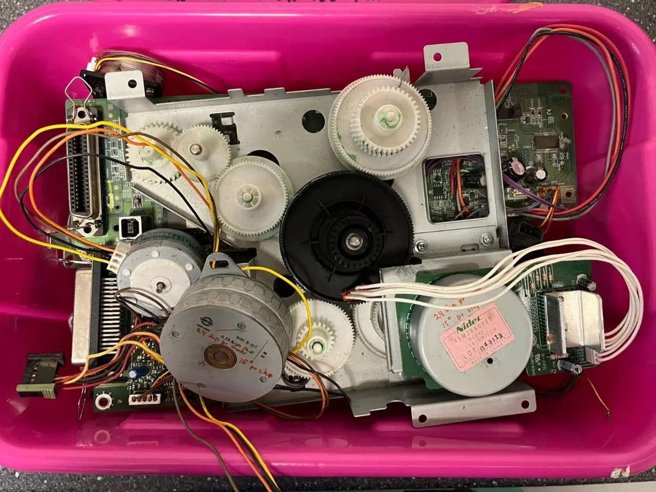 Billede 1 - Large parti of blandet Stepper Motors and
