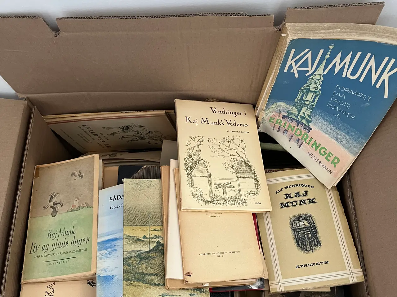 Billede 1 - Kaj Munk stor samling 
