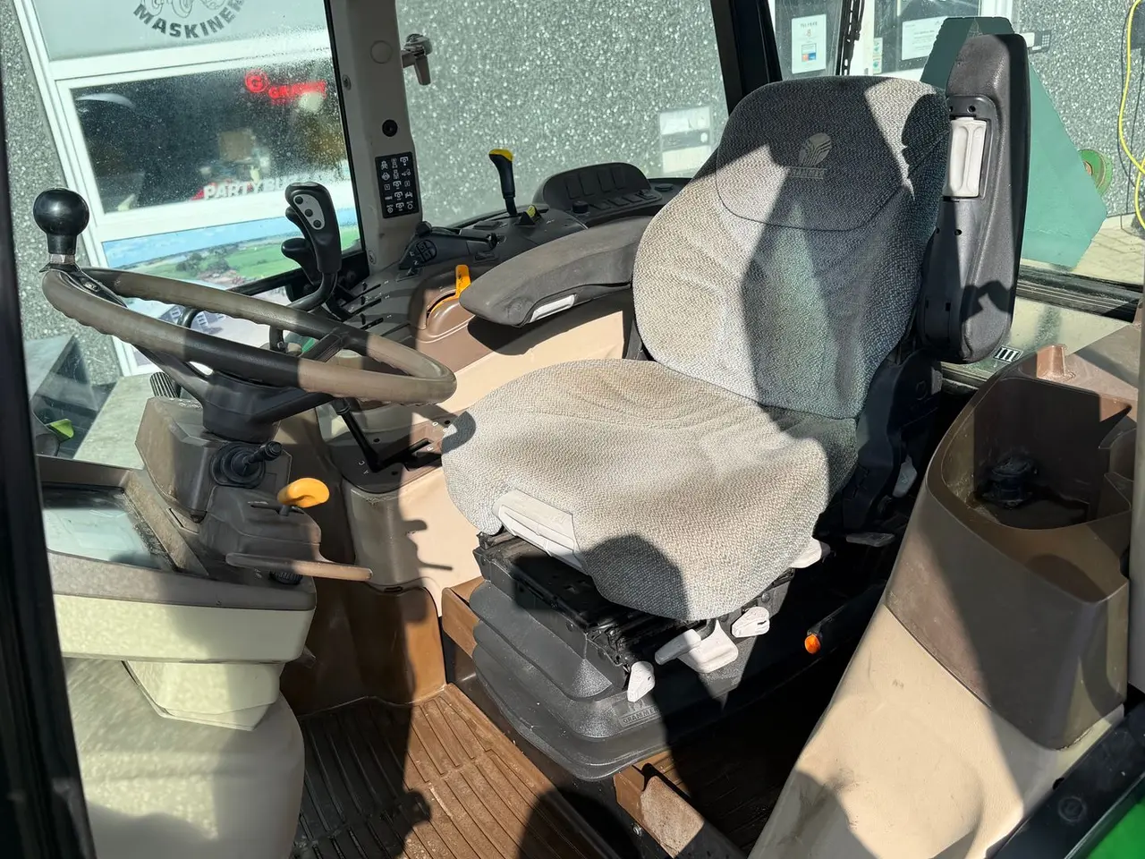 Billede 14 - John Deere 5620 Fin bette traktor, kun 3800 timer
