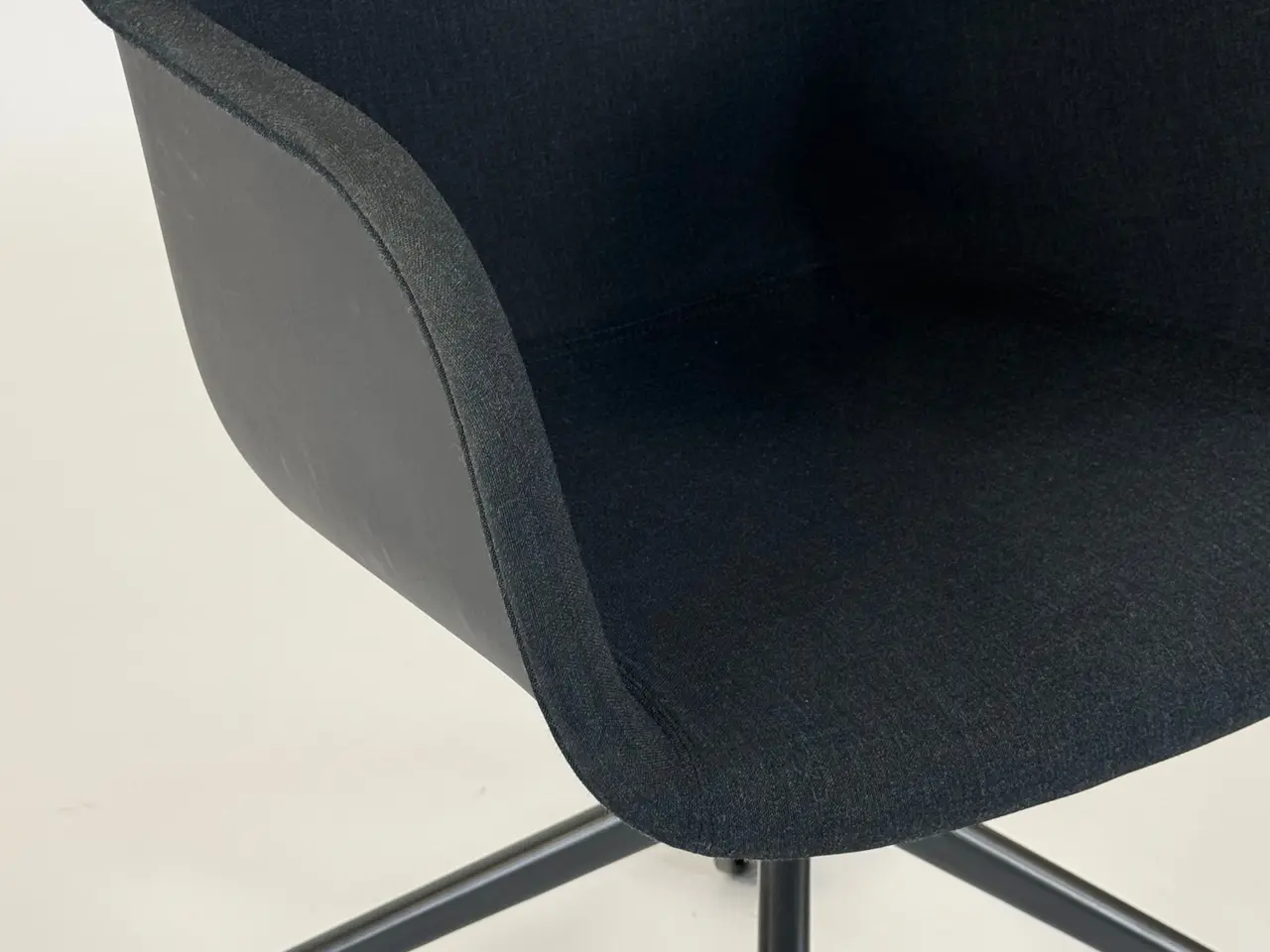 Billede 6 - Muuto Fiber Armchair Stol – Sort