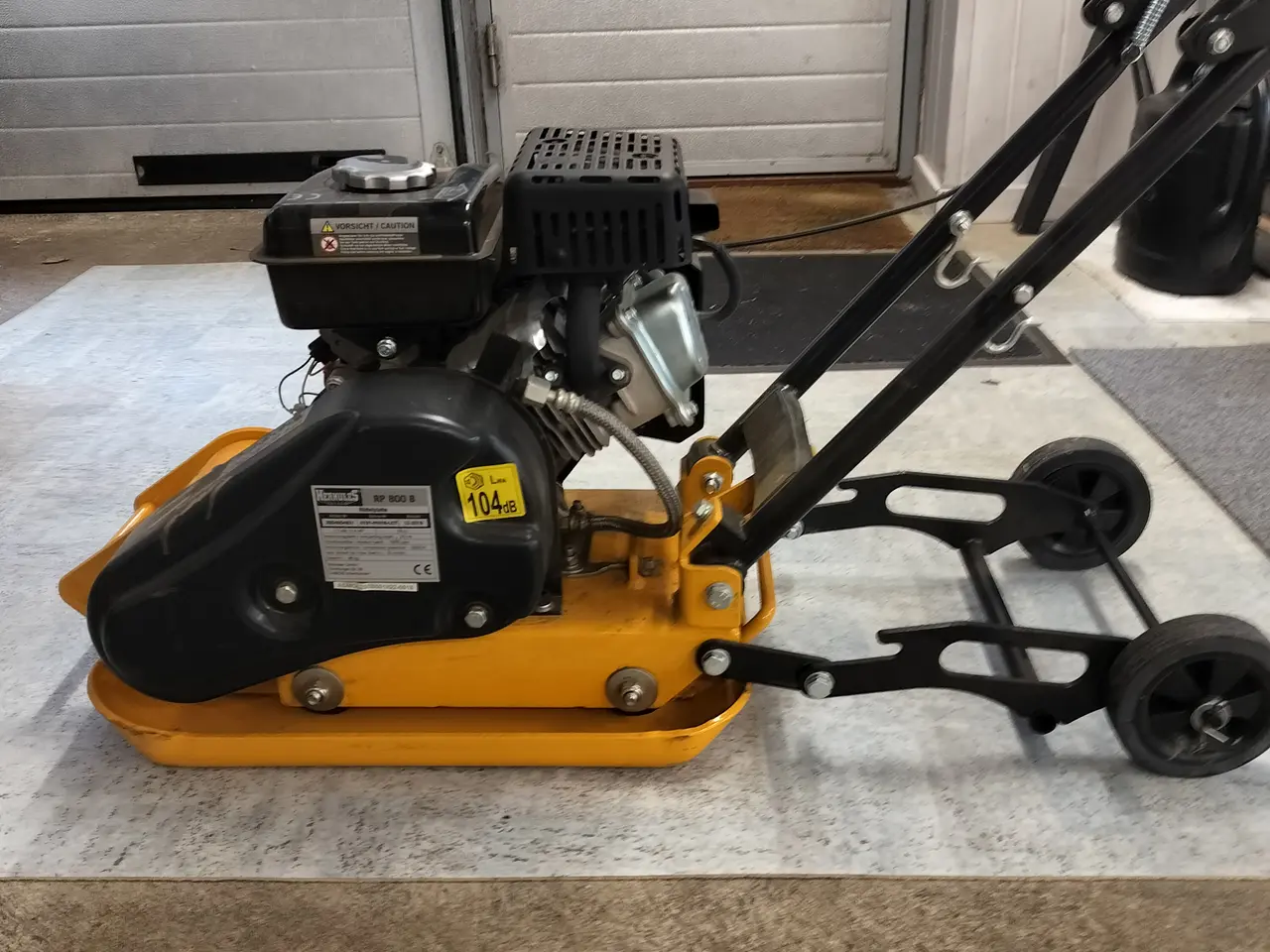 Billede 1 - Pladevibrator
